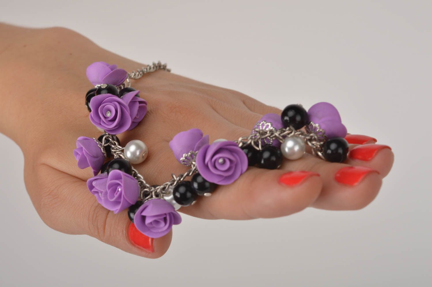 Bracelet fleurs Bijoux fait main lilas en pâte polymère Accessoire femme photo 2