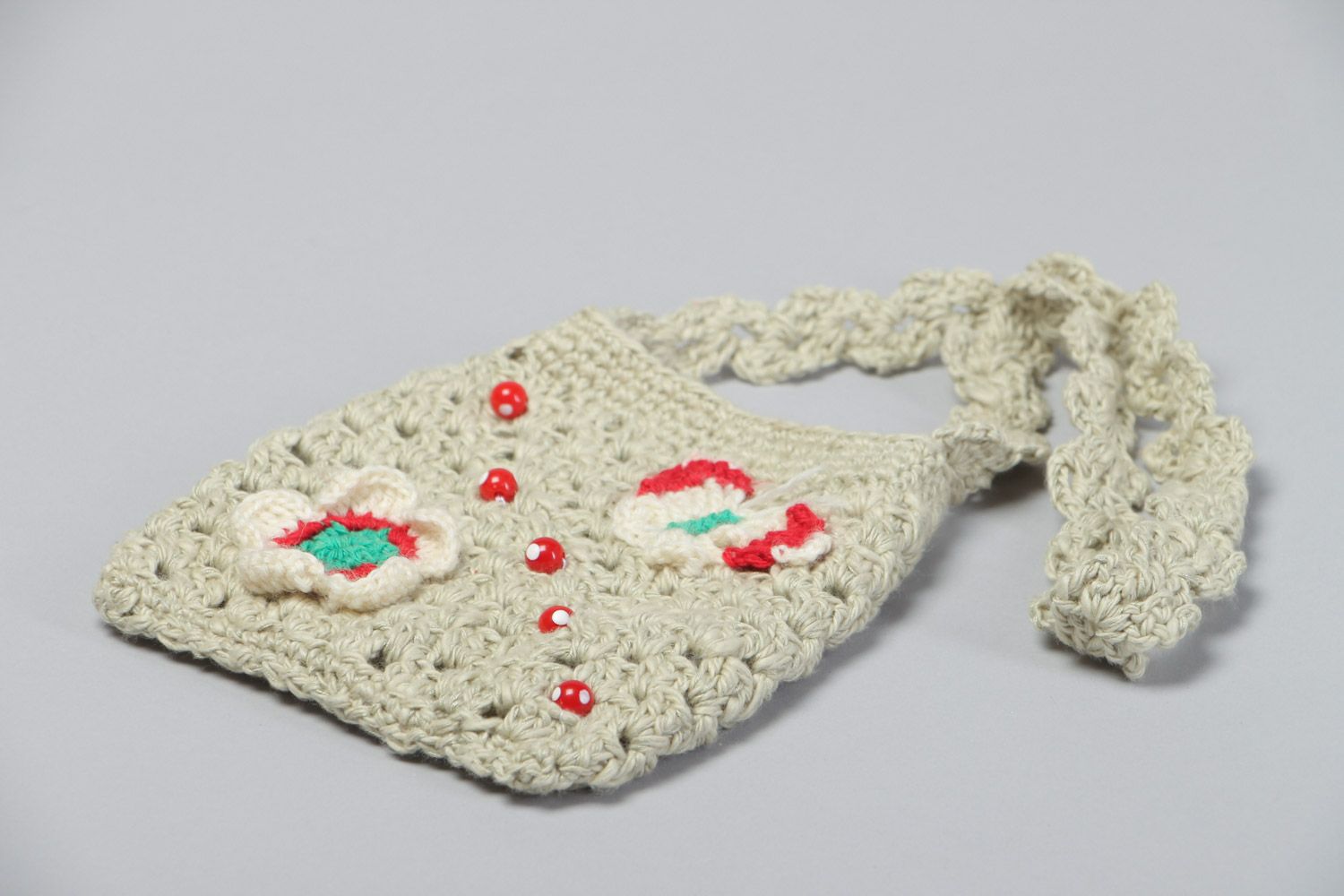 Beautiful handmade beige crochet bag with beads for girls photo 4