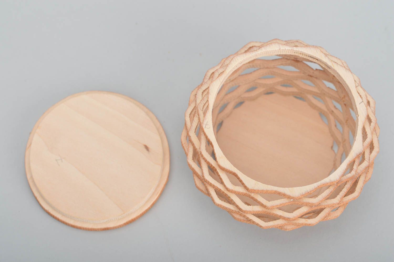Round designer plywood jewelry box with painting handmade interior decor ideas photo 2