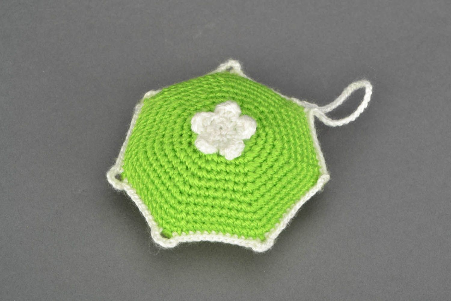 Porte-épingles vert tricoté main au crochet photo 3