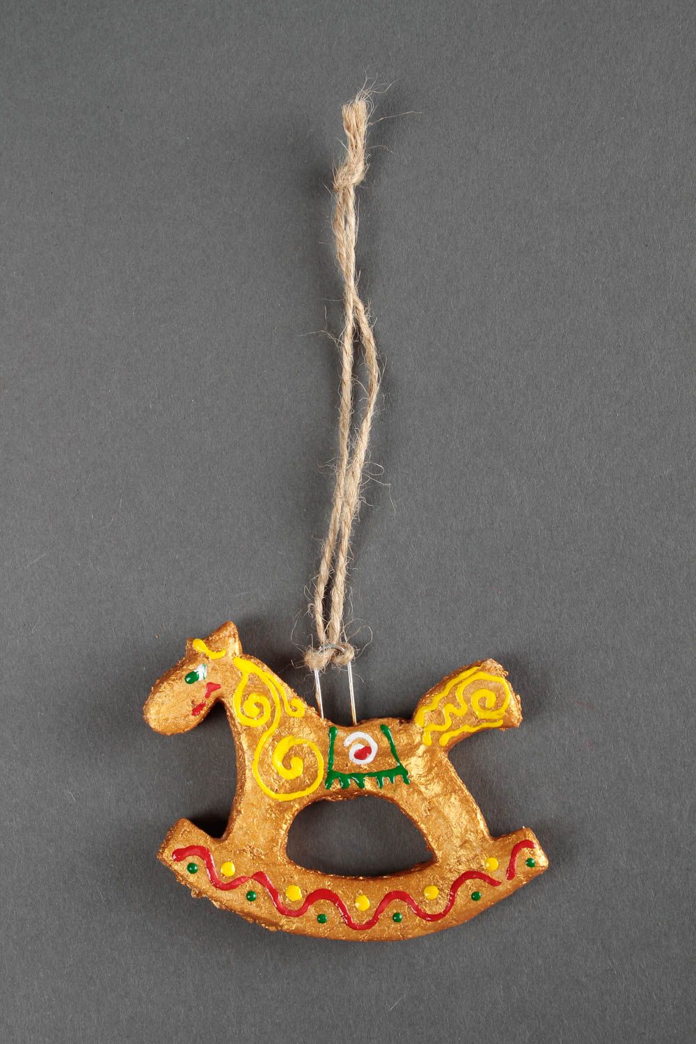 Goldfarbene Deko für Weihnachten handmade Salzteig Figur Wohn Accessoire Pferd foto 3