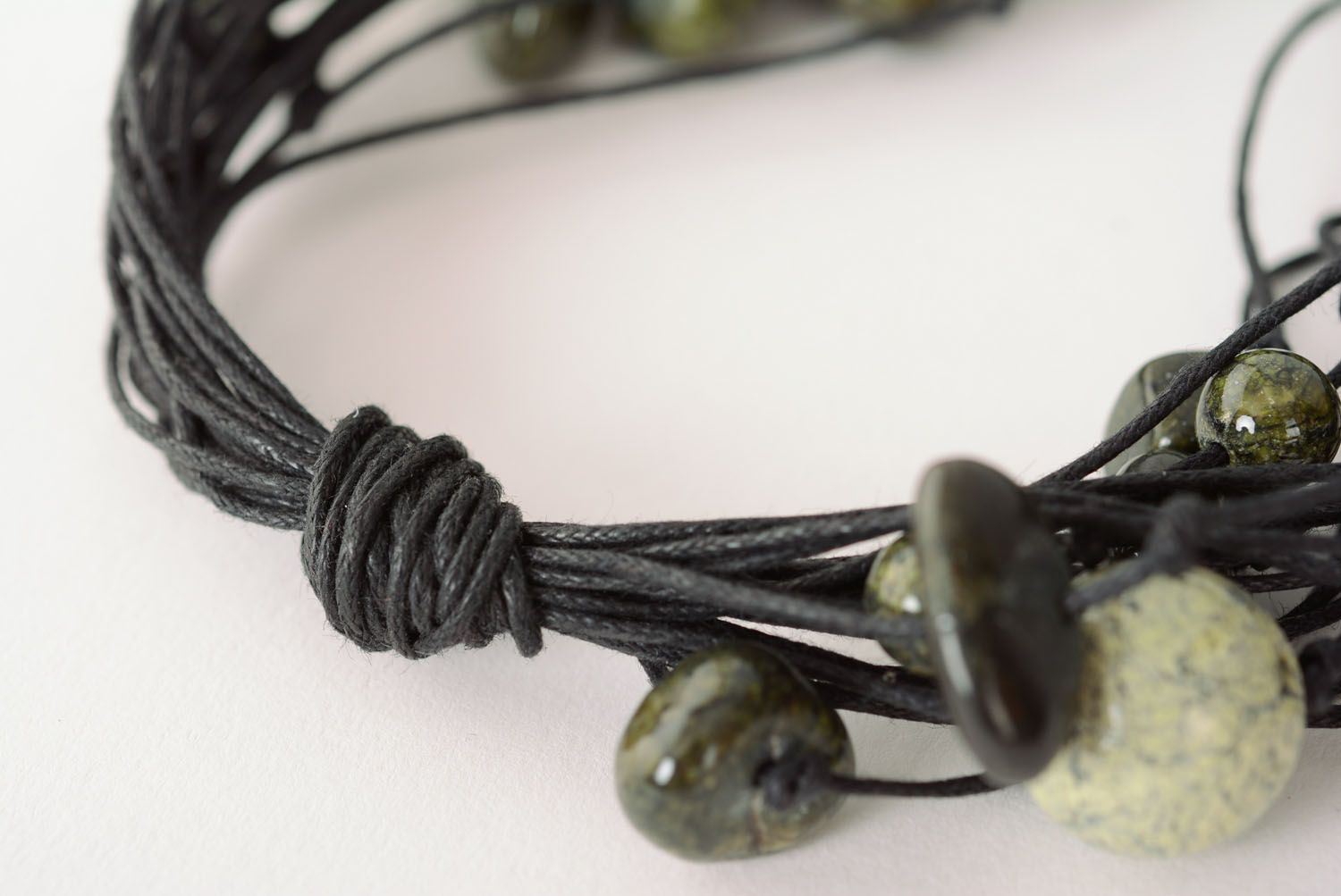Necklace made of serpentine stone photo 5