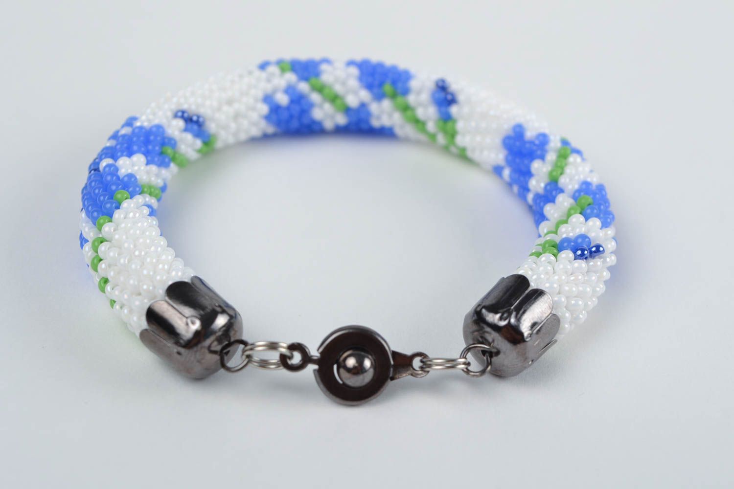 Handmade festive beautiful beaded cord bracelet white with blue flowers photo 5