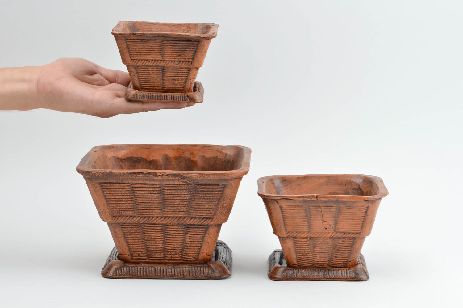 Set of three square shape ceramic flower pots with trays 6,6, lb photo 5