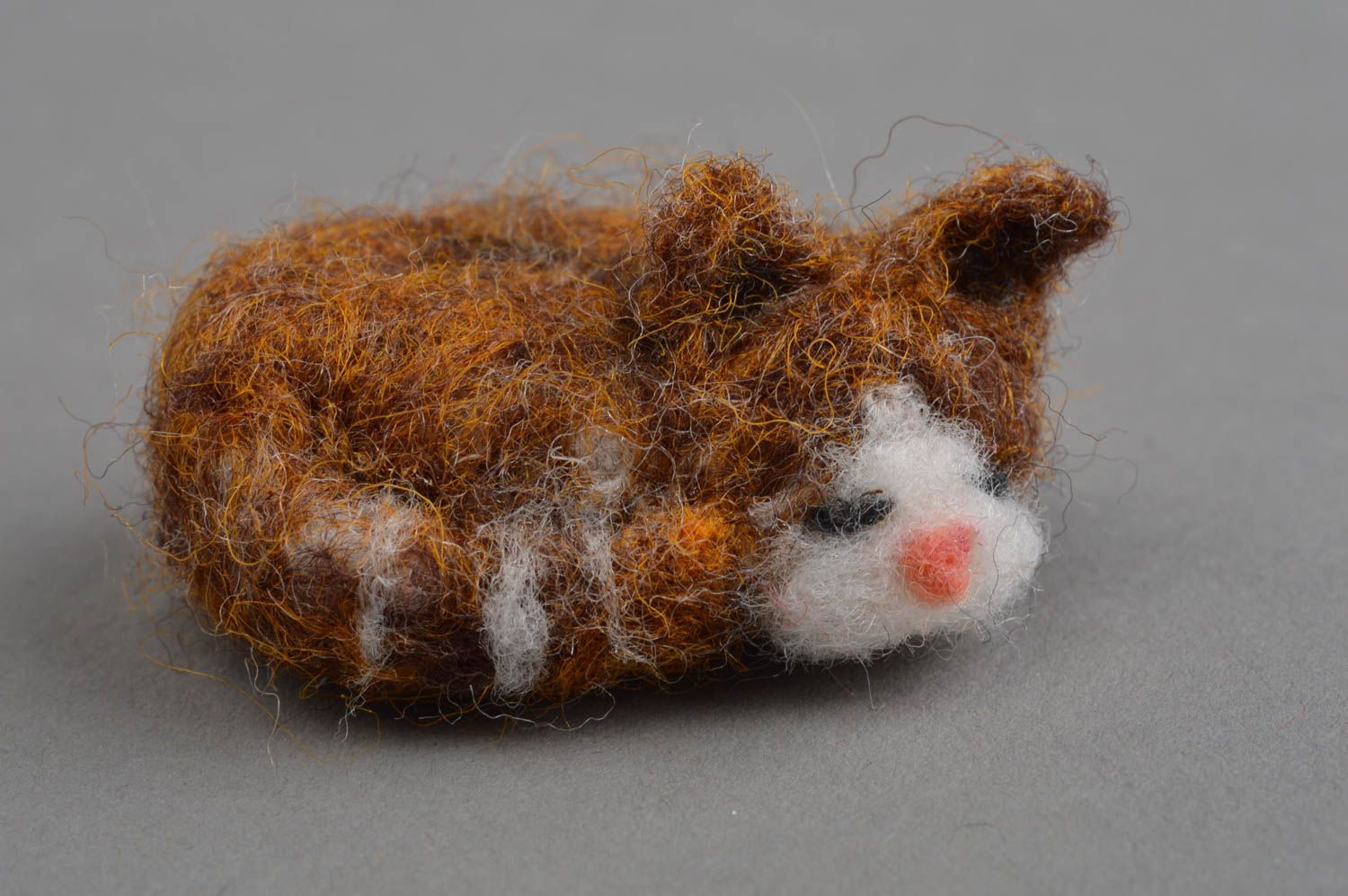 Handmade felted wool toy cute toys wool miniature animals home decoration photo 3