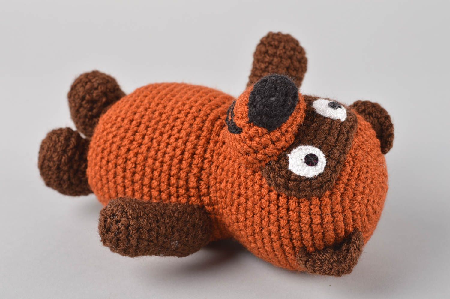Jouet ours Peluche faite main tricotée au crochet brune Cadeau enfant et déco photo 2