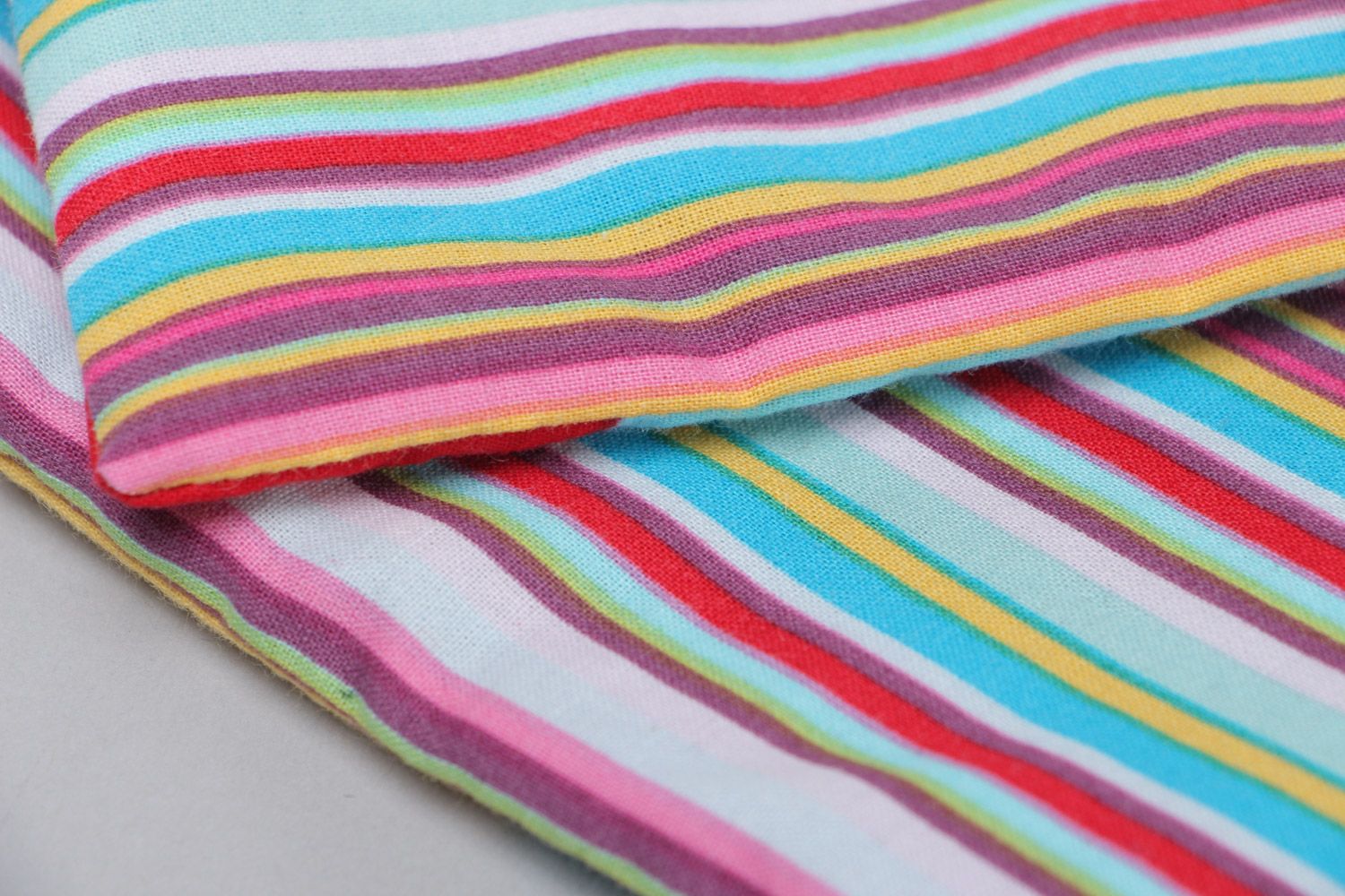 Set of two square pot holders sewn of colorful striped cotton fabric for kitchen photo 4