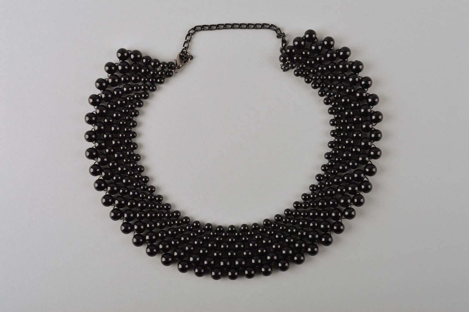 Collier noir Bijou fait main en fausses perles de soirée Cadeau femme original photo 2