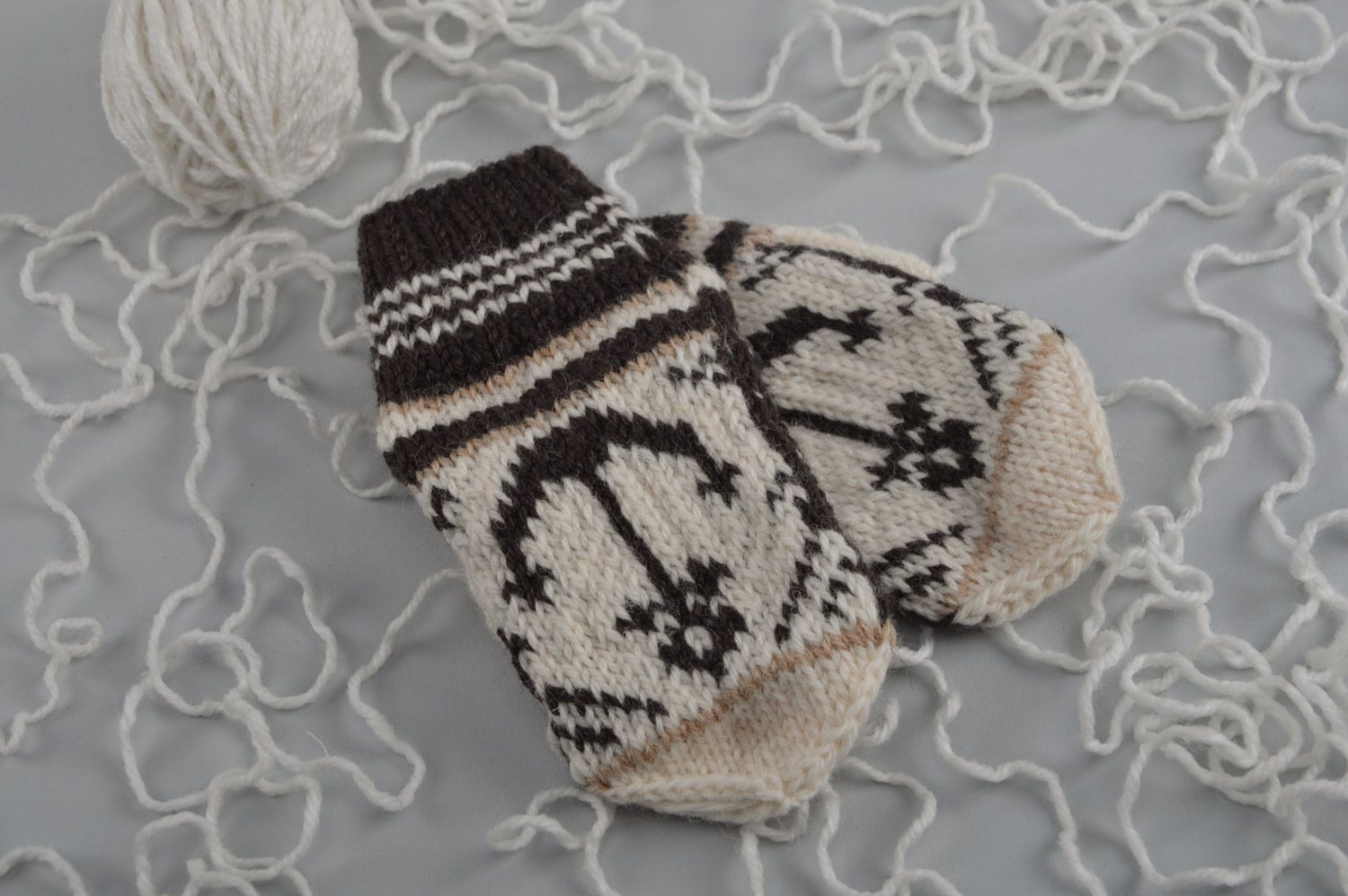 Homemade mittens knitted of natural wool with far isle ornaments Anchors for kids photo 1
