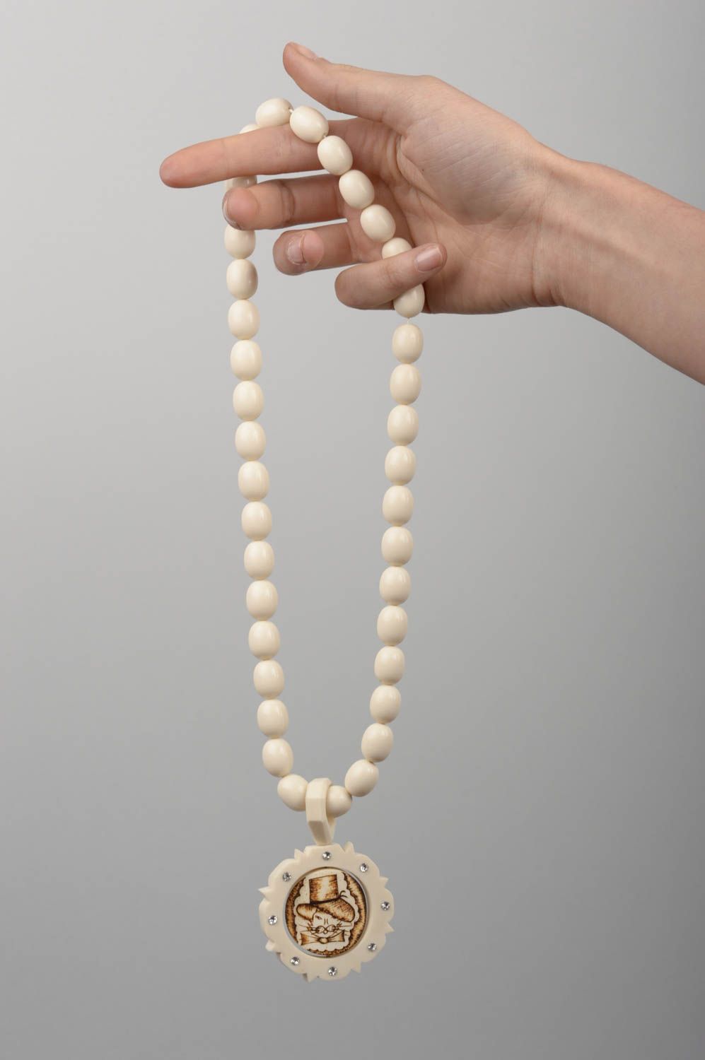 Rosario artesanal hecho a mano blanco objetos religiosos accesorios para hombres foto 5
