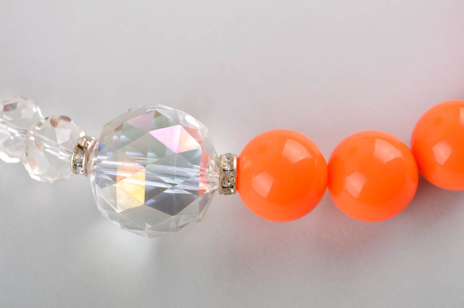 Collier fantaisie Bijou fait main orange perles plastiques Accessoire femme photo 3