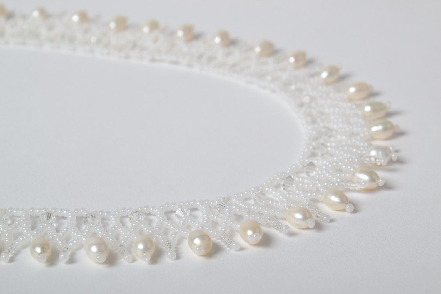 Handmade beautiful openwork necklace made of pearls and beads present for girl photo 4