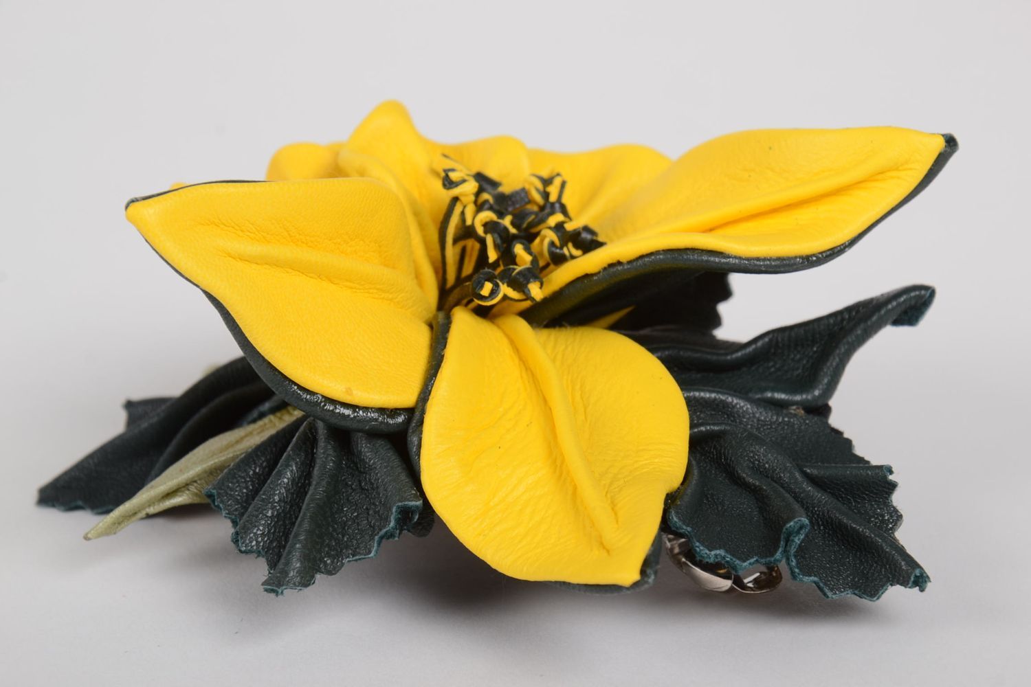 Handgeschaffener Haarschmuck Blume originelles Accessoire für Haare Haar Spange foto 4