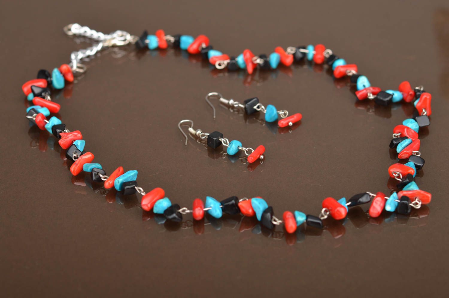 Handmade designer jewelry set with natural stones coral earrings and necklace photo 2