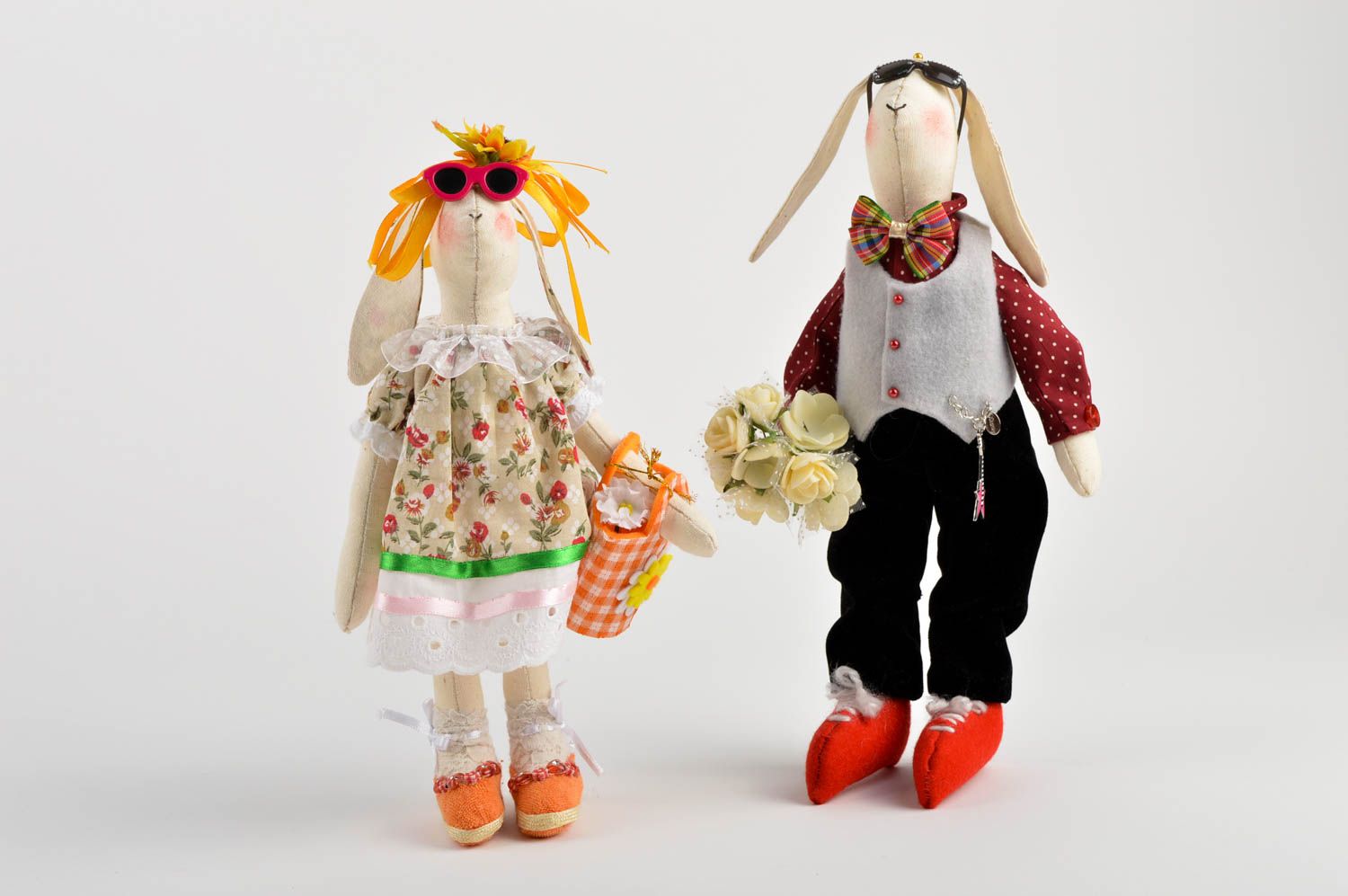 Conejos de peluche hechos a mano juguetes de tela regalos originales para niños foto 2