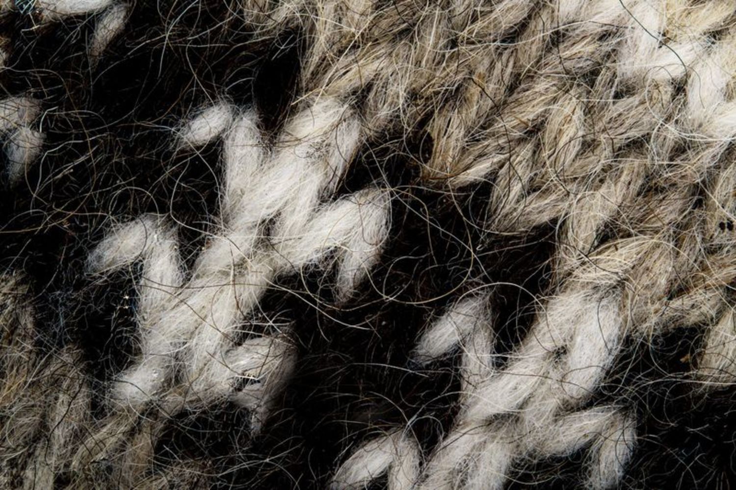 Chaussettes longues tricotées en laine de mouton  photo 4