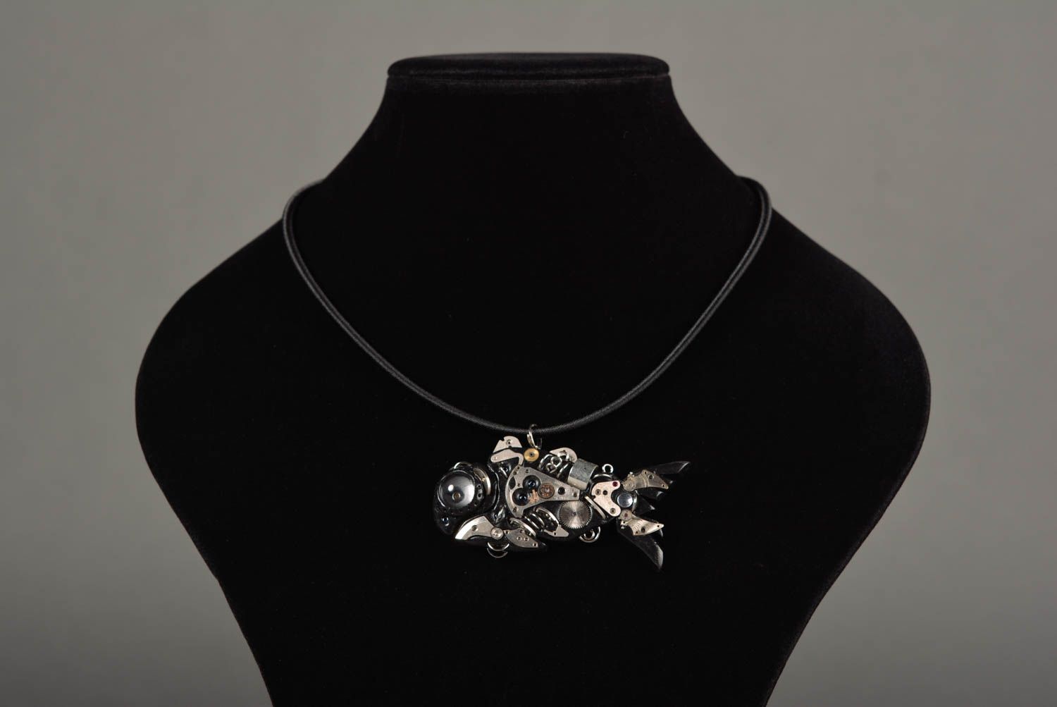 Beautiful handmade metal neck pendant contemporary jewelry fashion trends photo 2