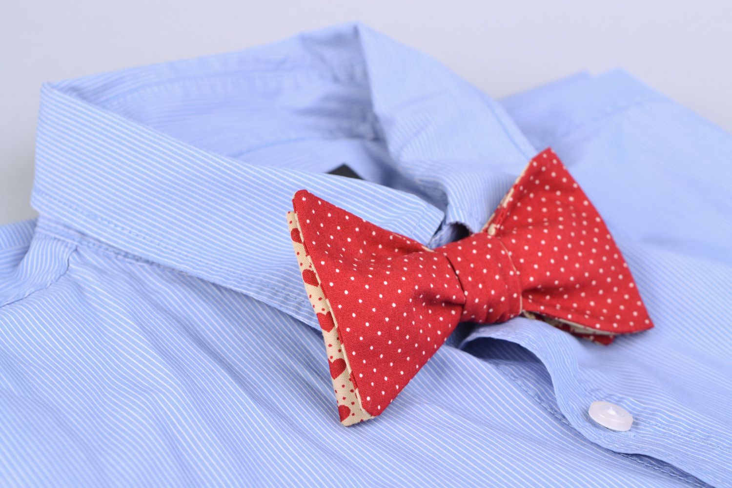 Homemade fabric bow tie photo 1