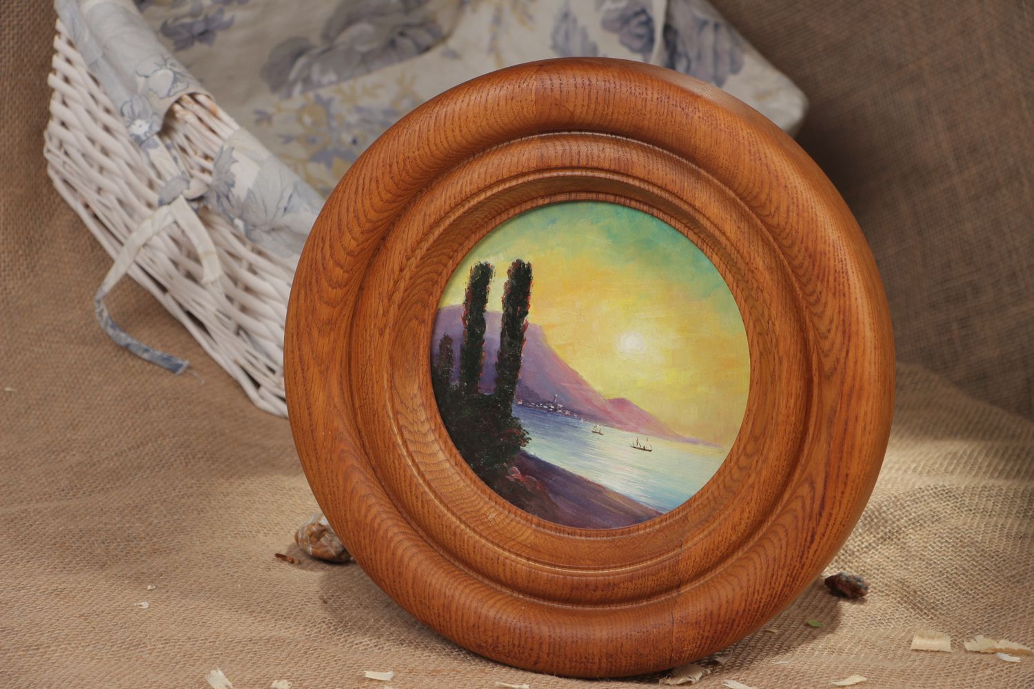 Handmade round wooden photo frame photo 5