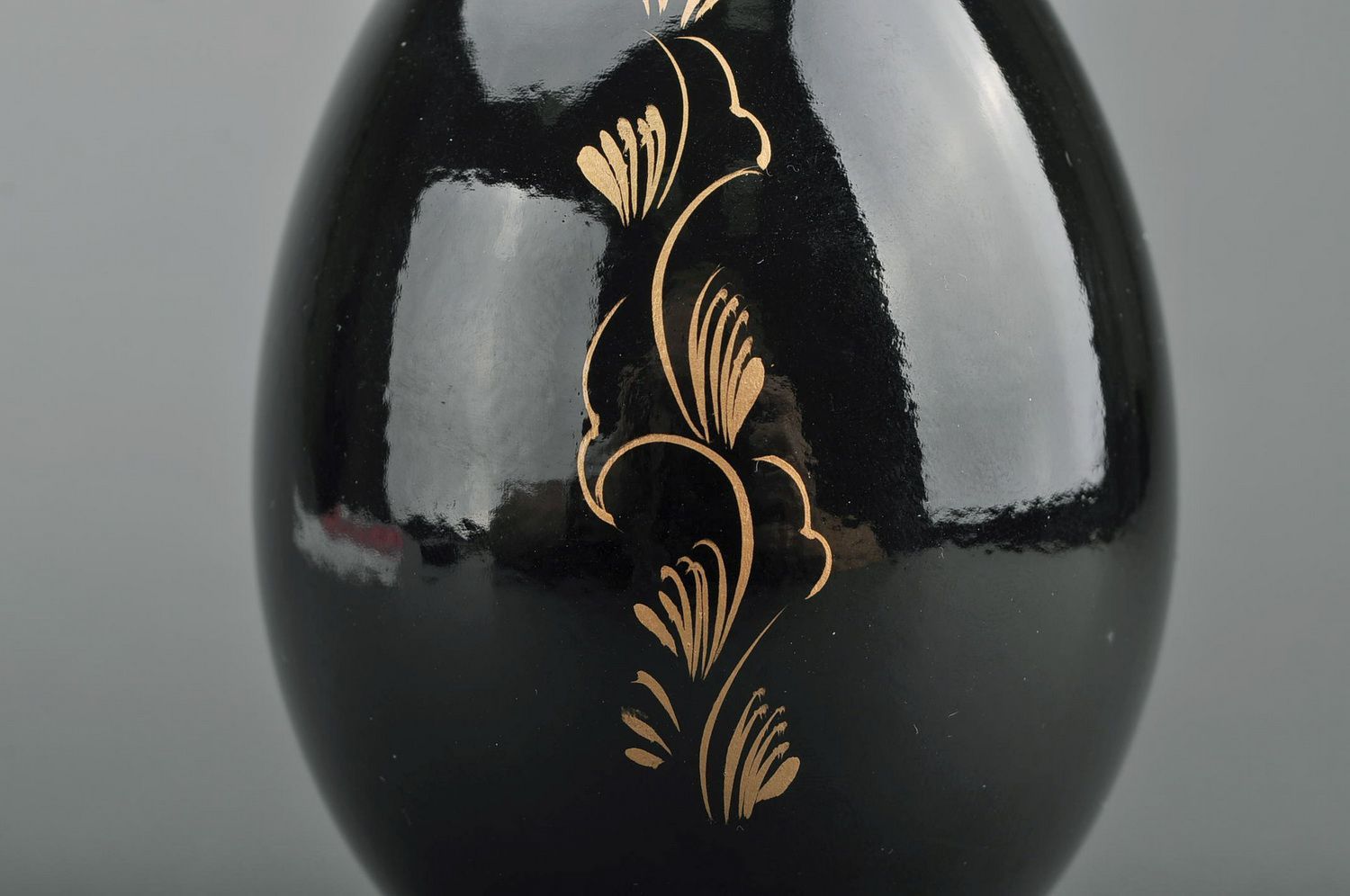 Декоративное яйцо из дерева на подставке Цветение маков  фото 4