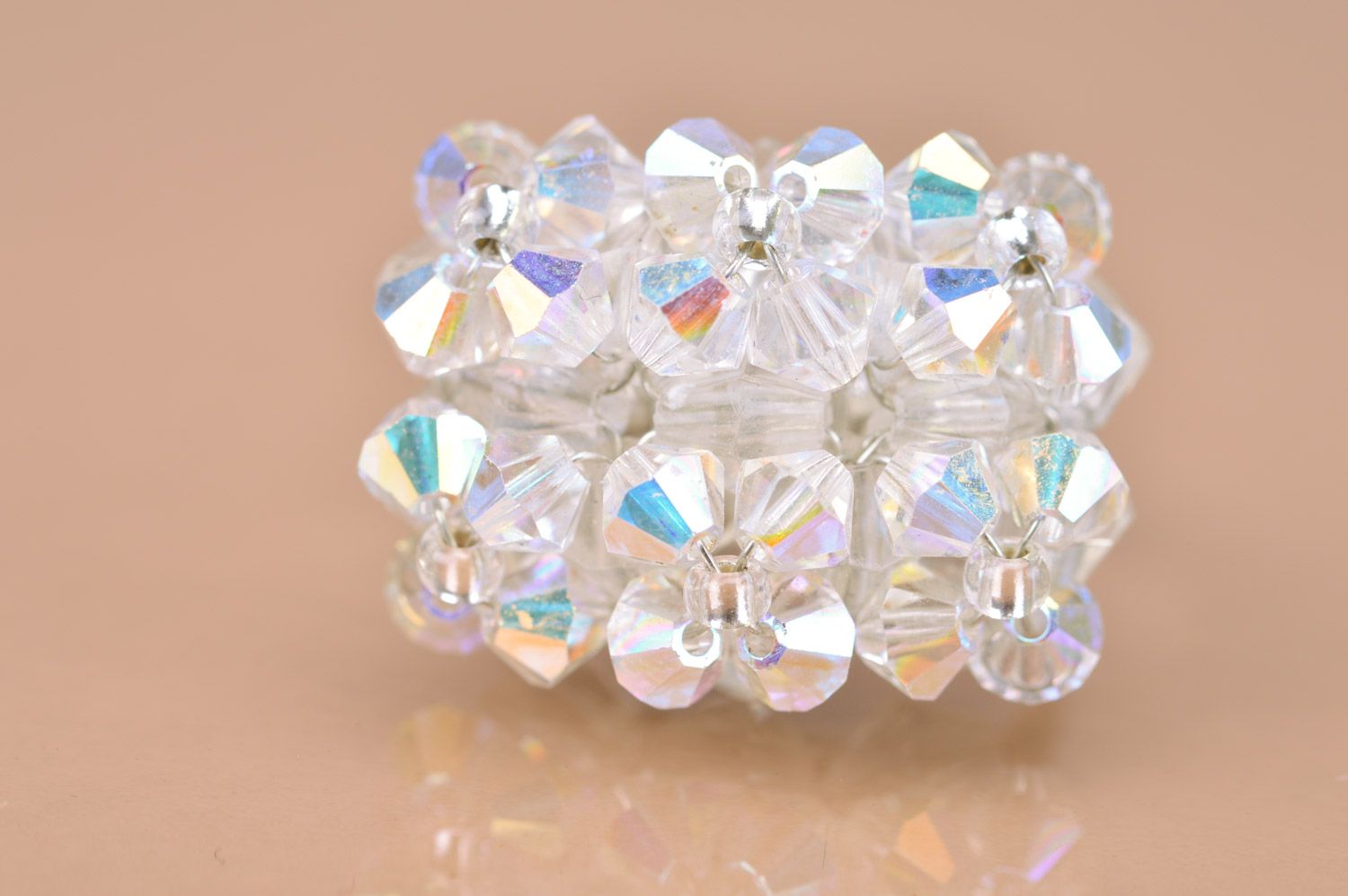 Handmade Ring aus Glasperlen mit Kugeln und regulierbarer Größe originell nett foto 2