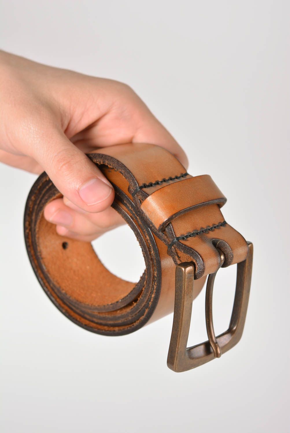 Cinturón de cuero hecho a mano ropa masculina accesorio de moda perfecto foto 3