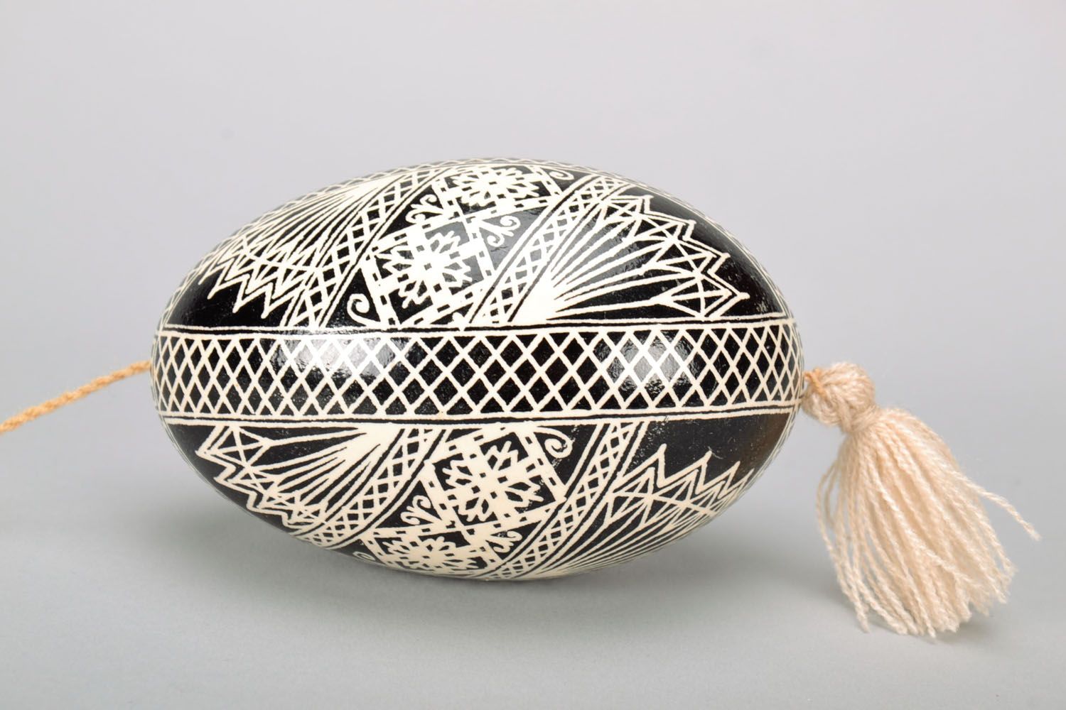 Interior pendant in the form of a painted egg photo 3