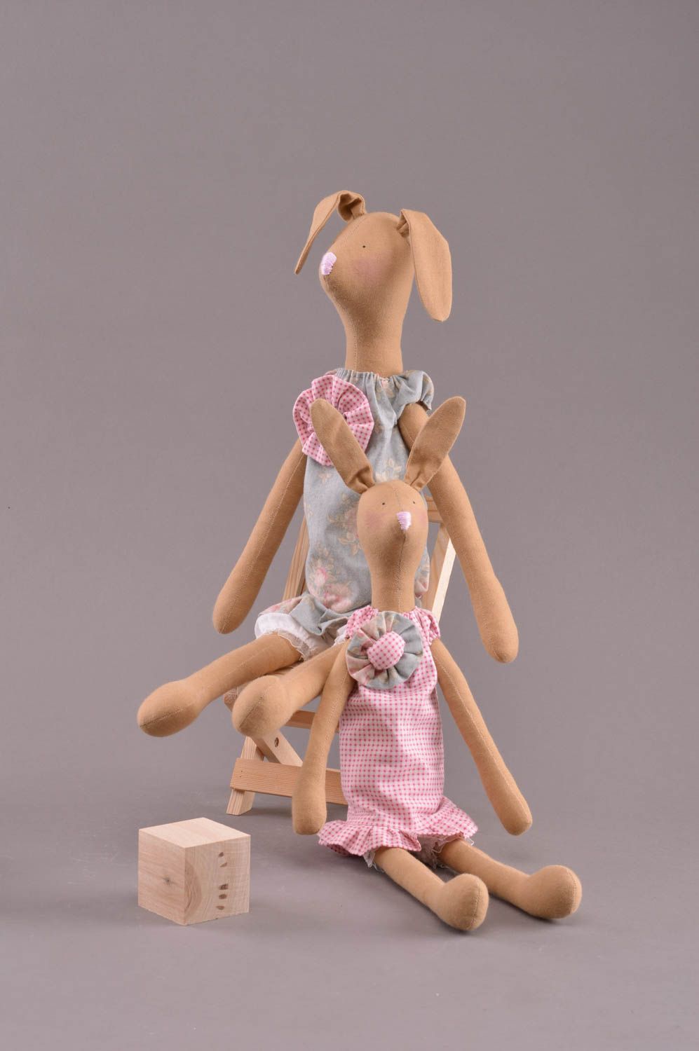 Textil Kuscheltiere Hasen Mutter und Tochter aus Baumwolle Set 2 Stück handmade  foto 2