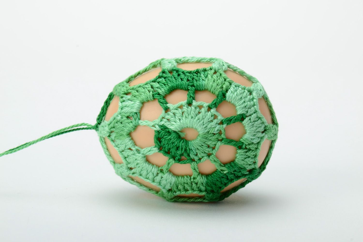 Decorative handmade Easter egg in lacy cover photo 4