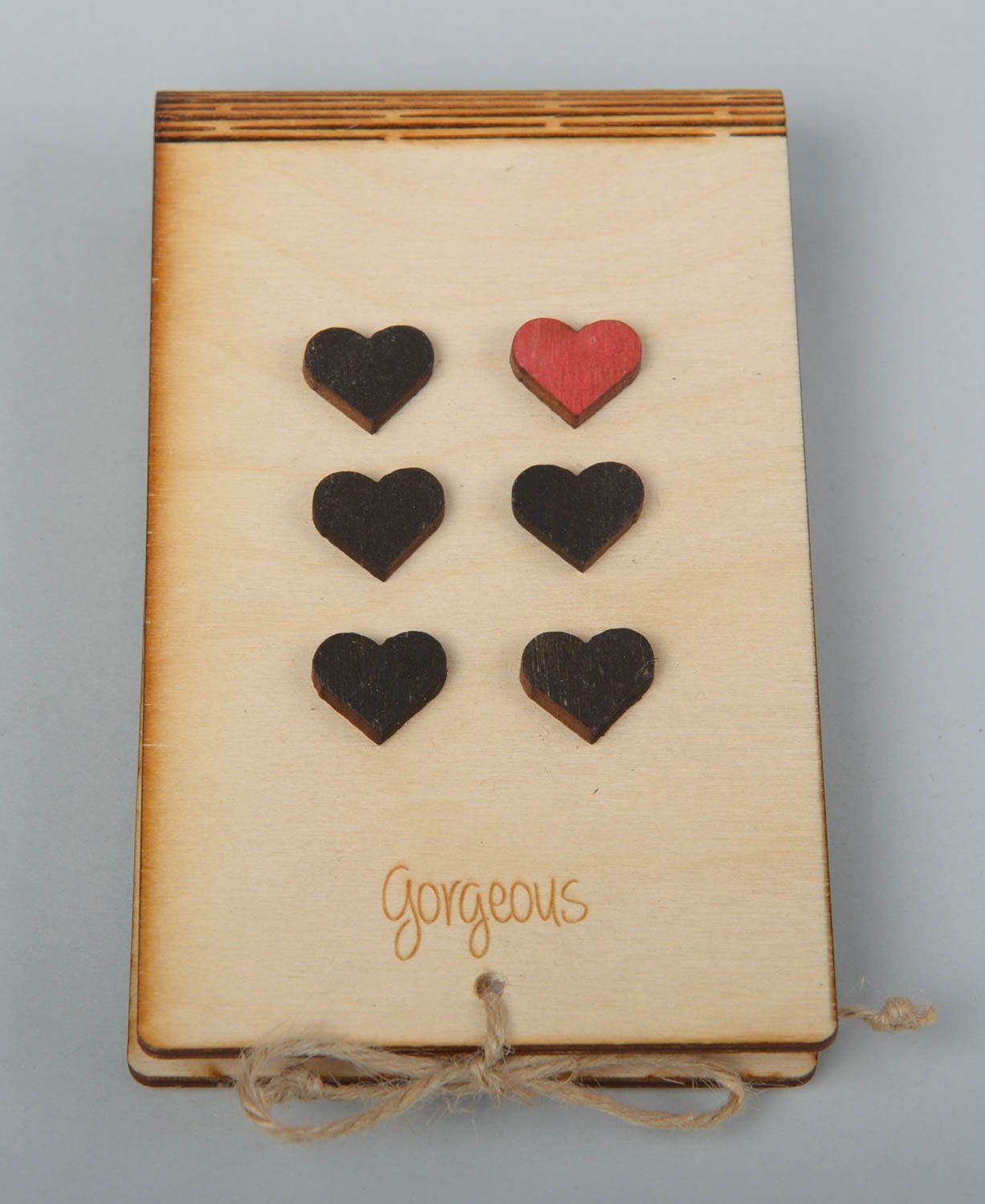 Carnet fait main Bloc-notes original couverture en bois avec coeurs Cadeau femme photo 1
