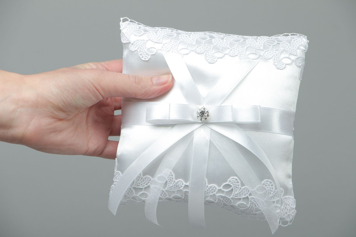 Beautiful satin wedding ring pillow photo 4