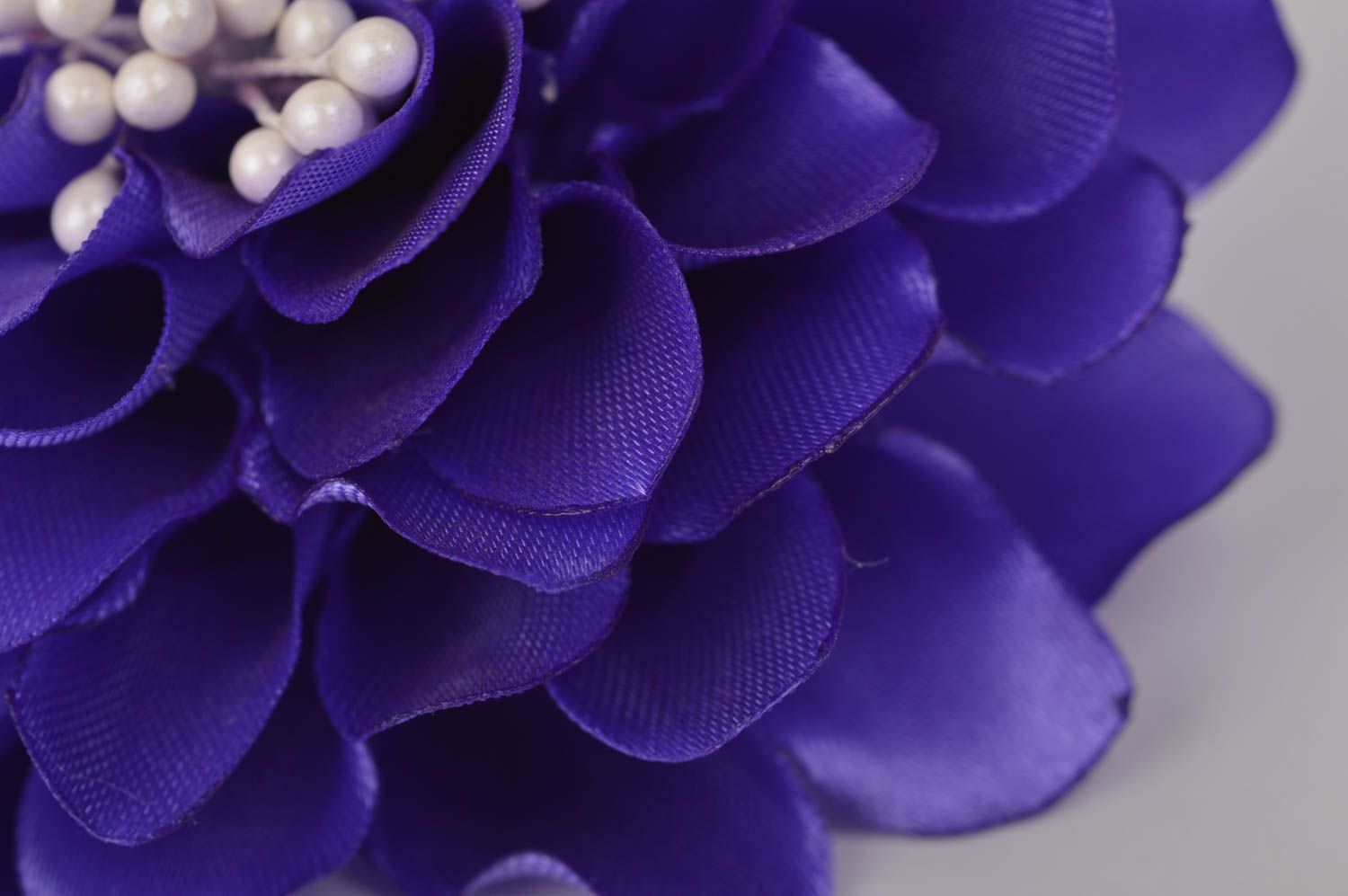 Broche Barrette fleur violette faite main grande en satin Cadeau pour femme photo 2