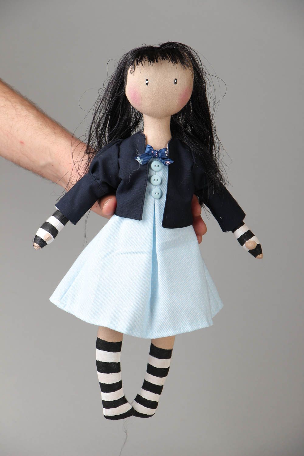 Авторская кукла с черными волосами  фото 4