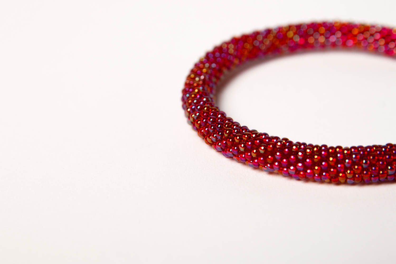 Bracelet perles rocaille Bijou fait main couleur rouge Accessoire femme photo 5