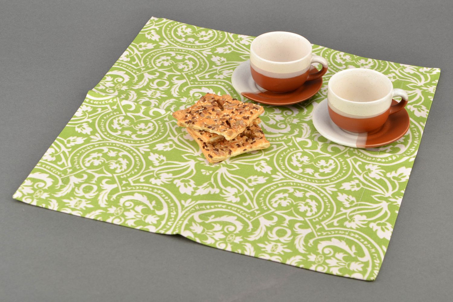 Square fabric napkin of green color photo 1