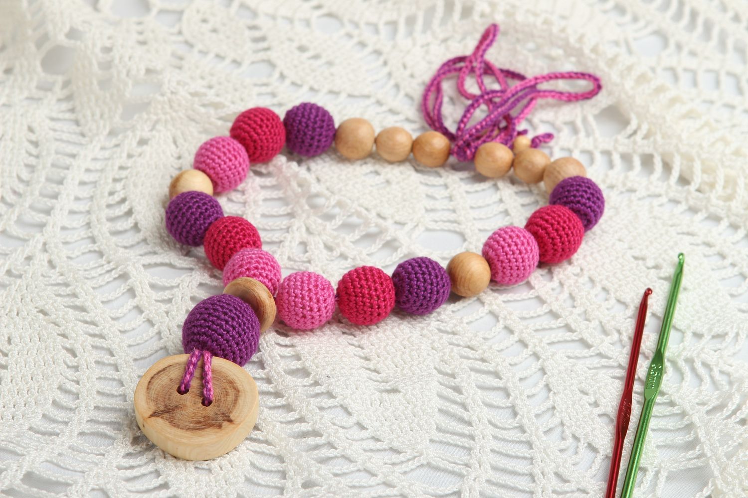 Unusual handmade breastfeeding necklace crochet babywearing necklace gift ideas photo 1