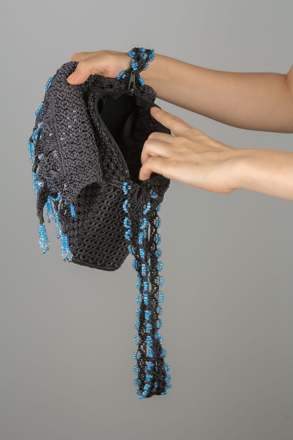 Плетеная сумка в технике макраме Серо-голубая фото 5