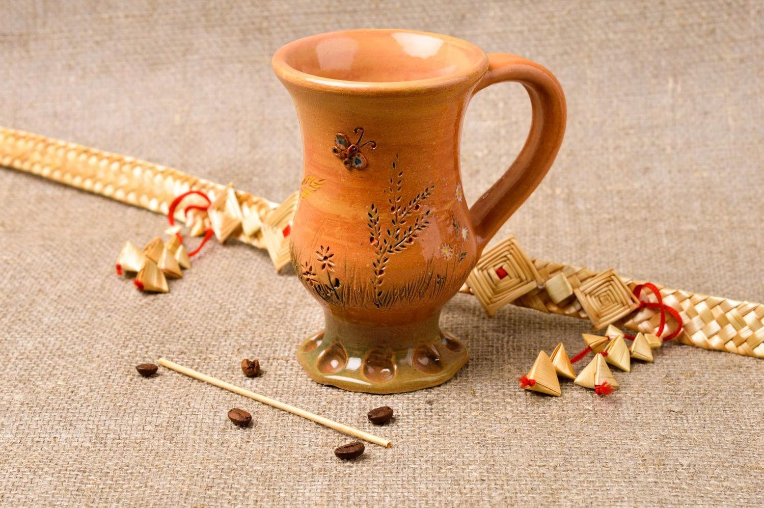 Tasse à thé céramique faite main Mug original gravé marron Cadeau pour amie photo 1