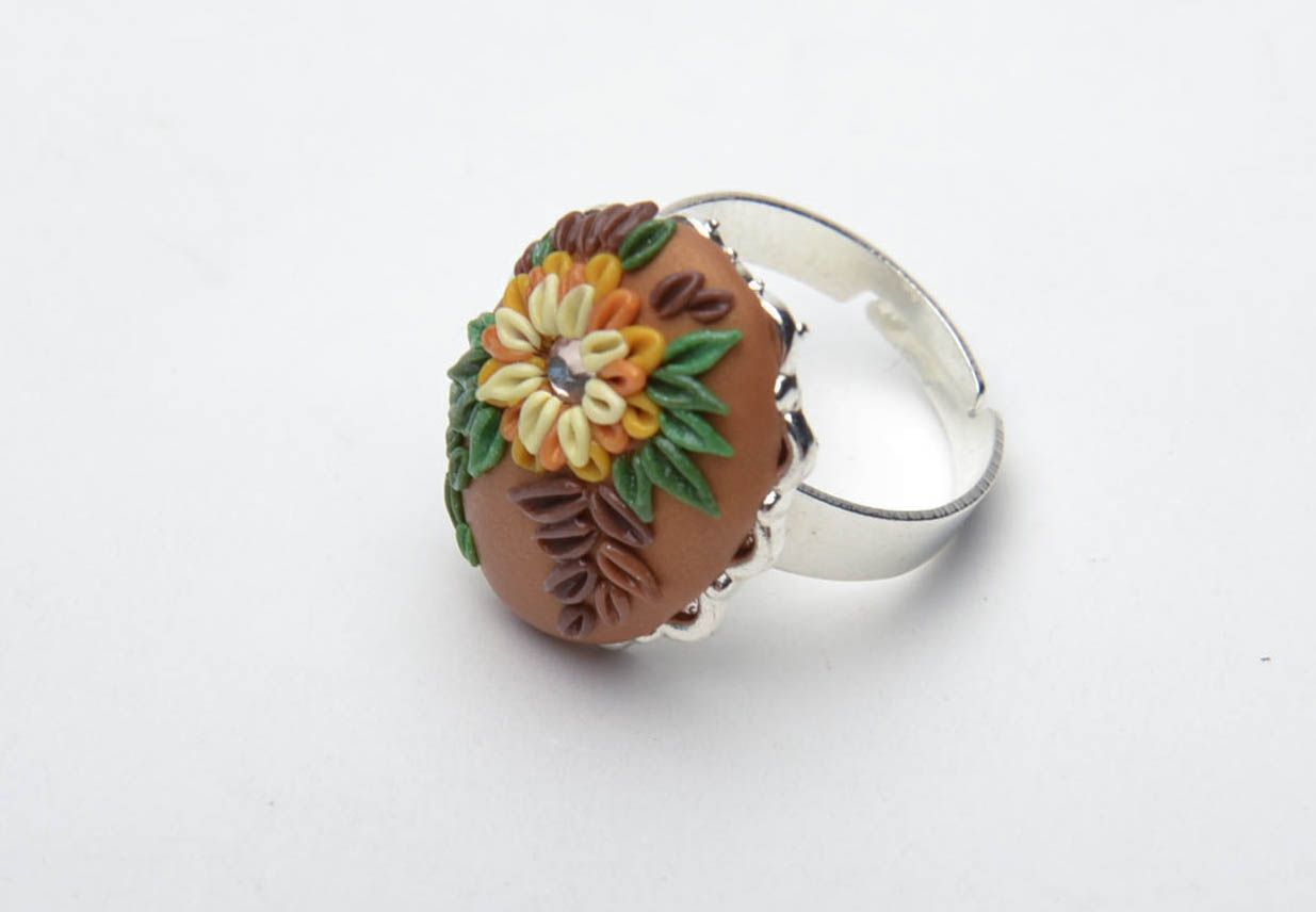 Ring with polymer clay flowers photo 2