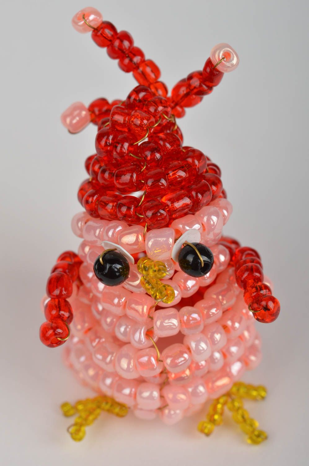 Пальчиковая игрушка пингвин розовый забавный из китайского бисера ручной работы фото 1