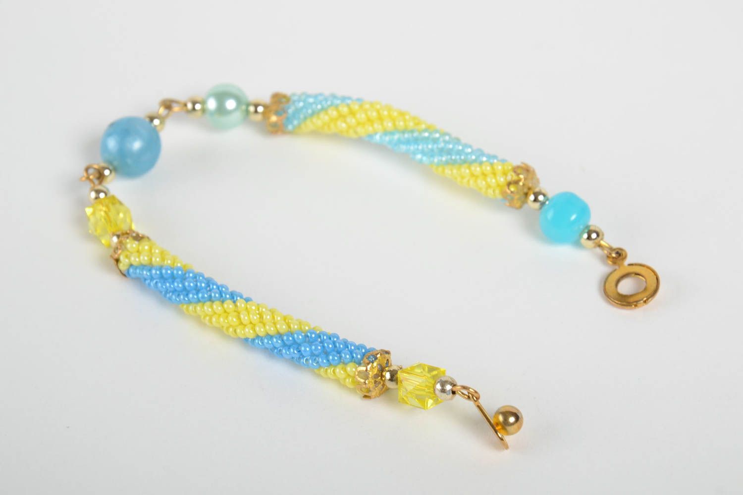 Bracelet perles de rocaille Bijou fait main bleu-jaune design Accessoire femme photo 3
