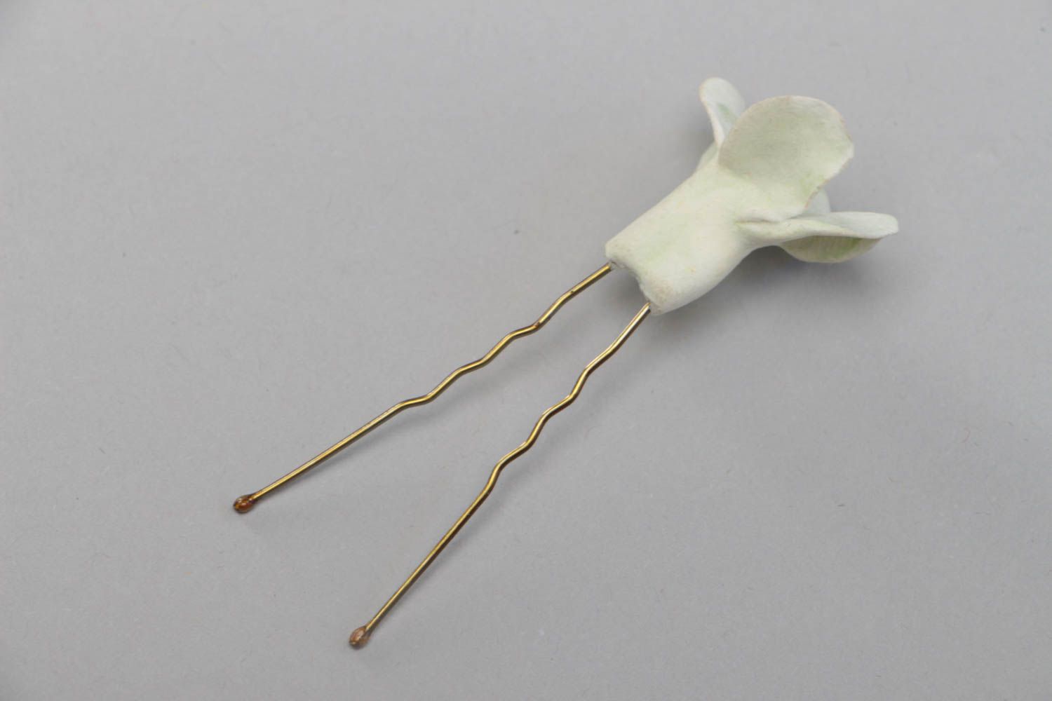 Polymer Ton Haarnadel mit Blume in Weiß Accessoires für Haar künstlerisch foto 4
