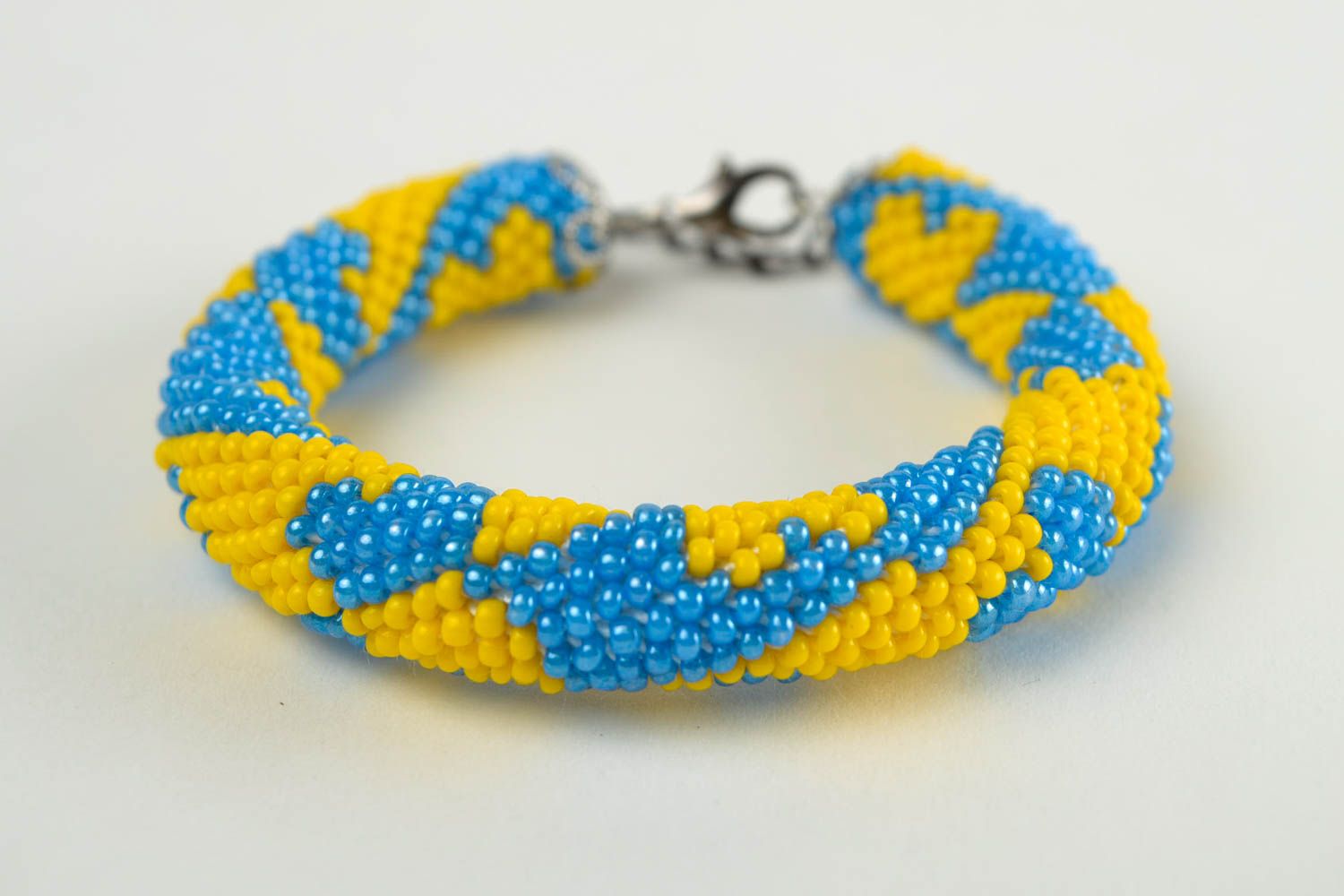 Handcrafted blue and yellow butterfly beads adjustable cord bracelet for women photo 3