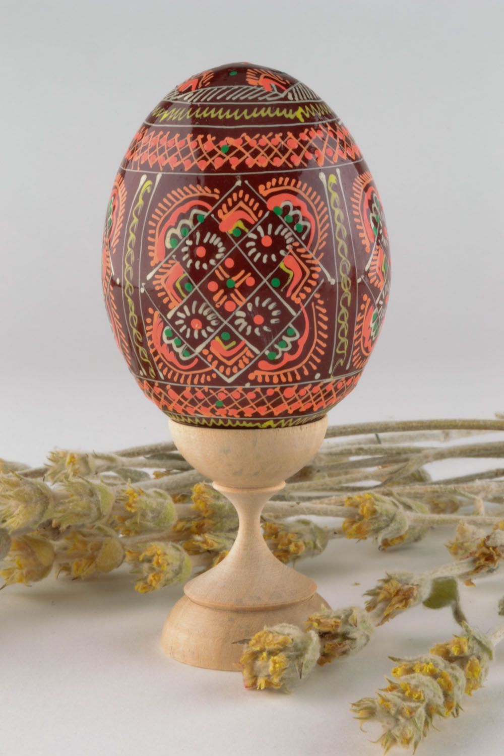 Œuf de Pâques en bois d'épicéa fait main photo 1