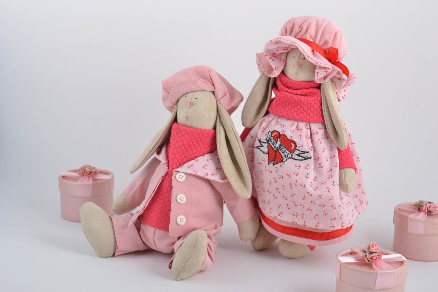 Jouets enfant fait main Poupées en tissu Cadeau original 2 pièces en rose photo 1