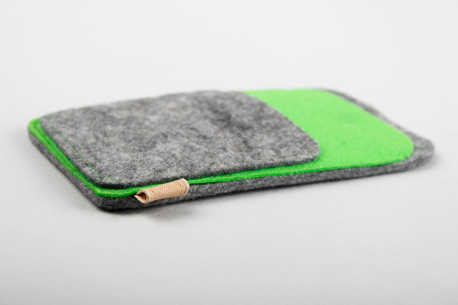 Woolen phone case handmade designer phone case gadget accessories felt goods photo 4
