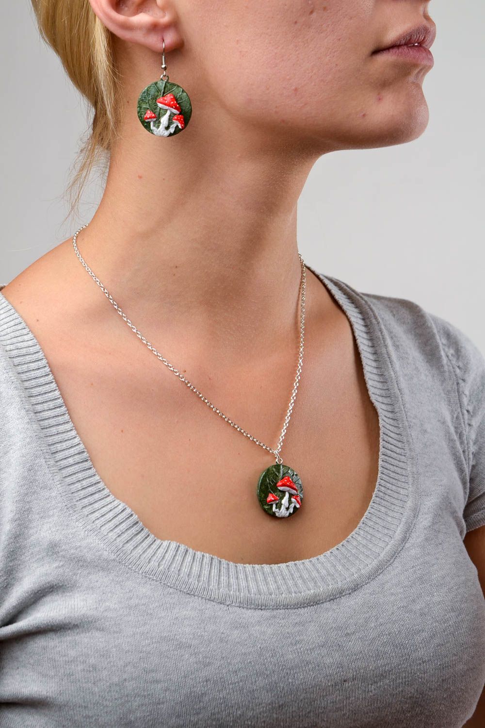 Handmade jewelry set plastic earrings plastic pendant necklace designs photo 2