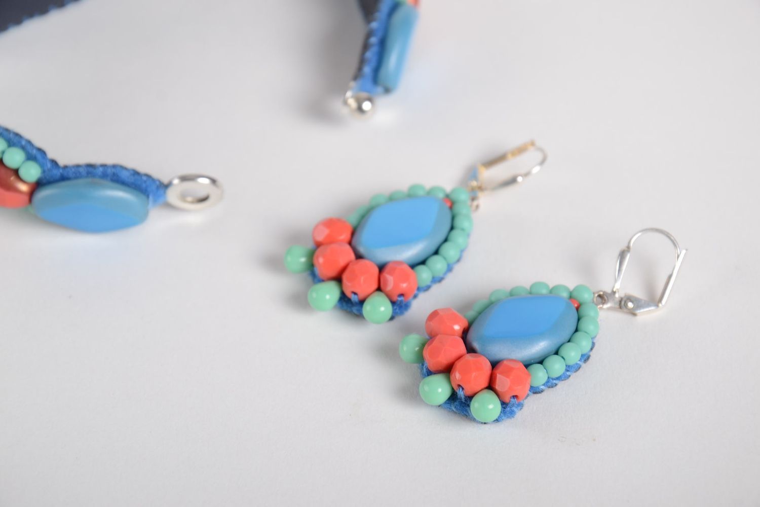 Handmade jewelry set beaded earrings bracelet designs fashion trends gift ideas photo 4