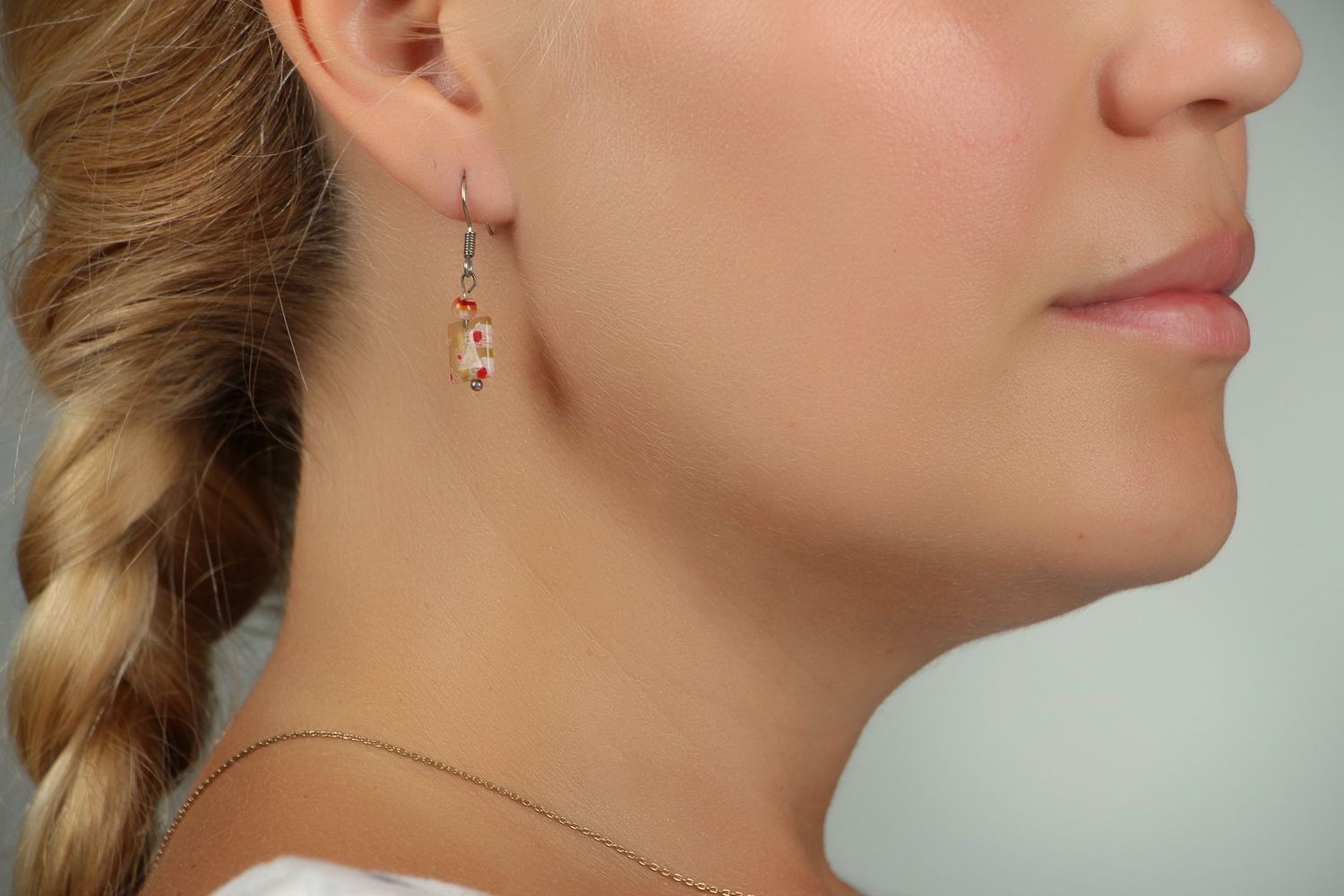 Glänzende Ohrringe aus Muranoglas foto 5