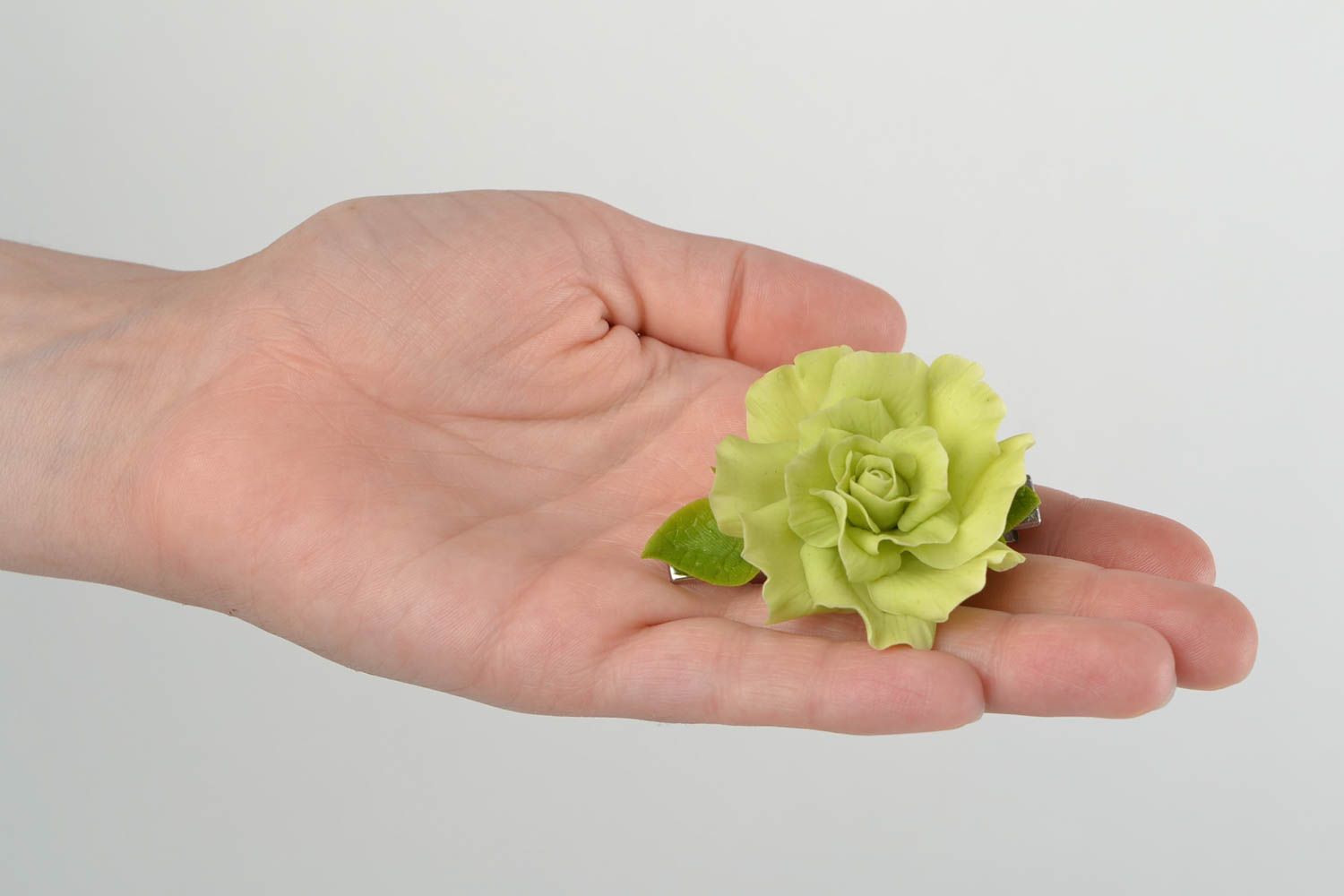 Pince à cheveux en porcelaine froide fleur verte modelée faite main originale photo 2
